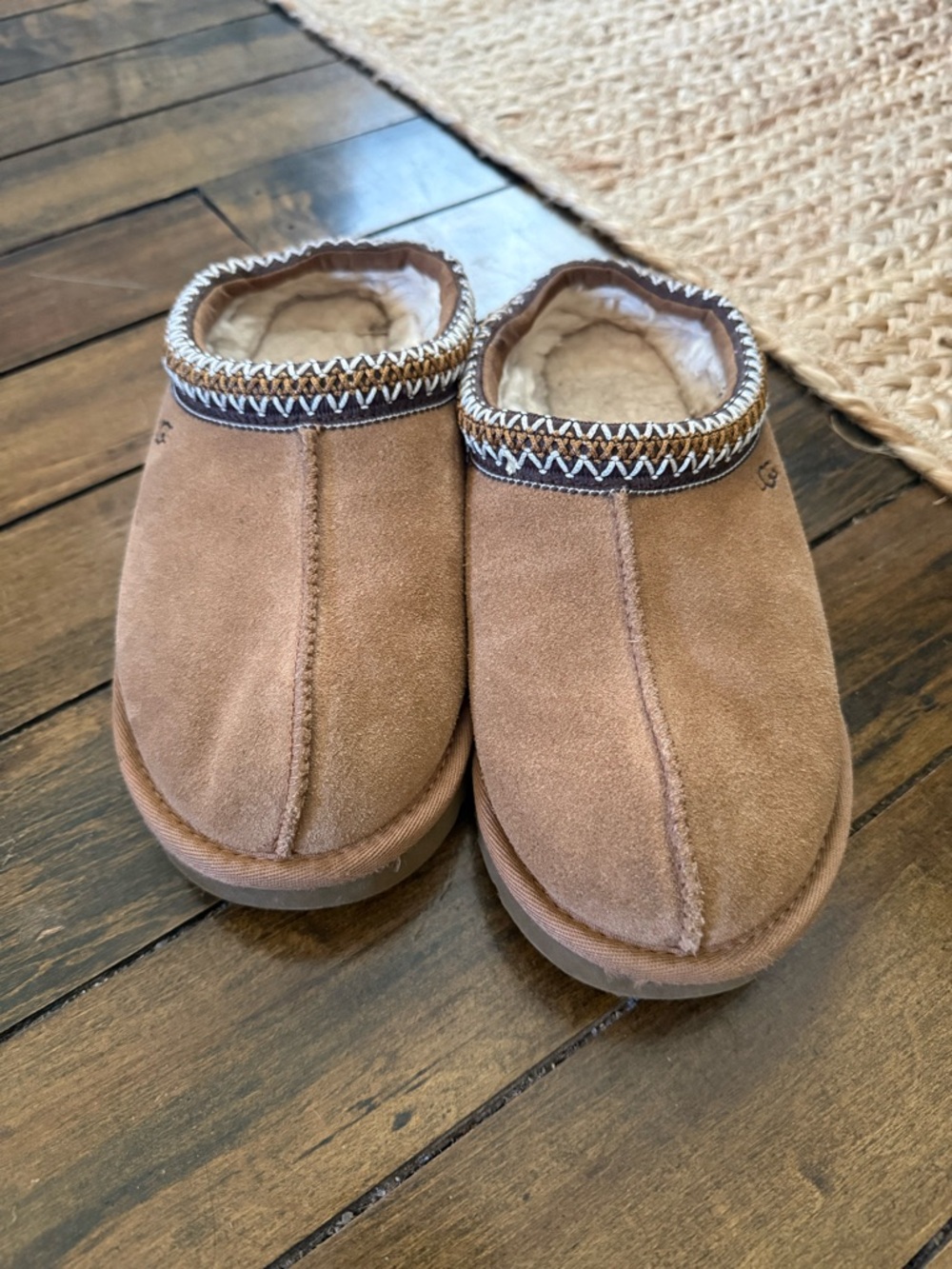 UGG, Cozy Tasman Suede Shearling Lined Slip-On Slippers - Chestnut
